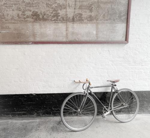 20D9636A-87F1-4AAD-8025-3DF249EF8445