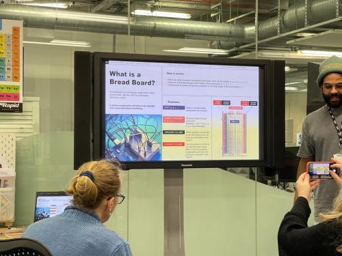 2FDDC32E-071E-493E-9F5B-1B733E0F8286