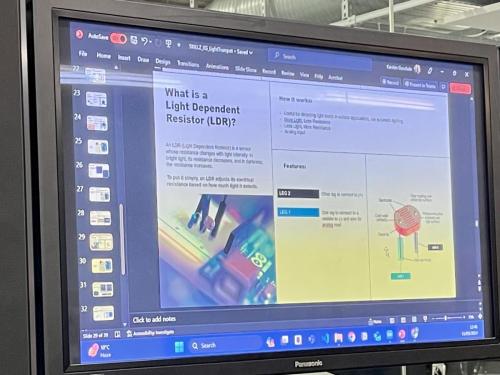 39EF3ABE-4EFD-4226-8BC4-C5FA9744DD46