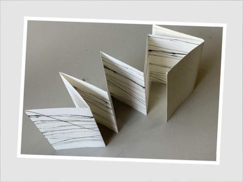 438F0137-5A9B-424D-ACC0-3C243705D76B