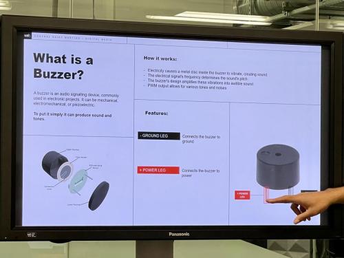 4FC5CEF3-C4DE-4CE2-8585-9A5FF7EFEFCF