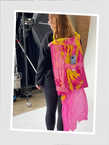 965F694C-9112-40E5-BAA8-10FD036D90C2