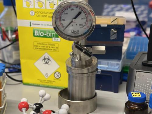 A72BECCA-8A73-4D62-B0E9-A68259293FA1