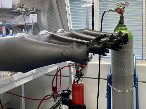 B52032DE-3CDC-4258-9D4F-5C0FF01D3B32